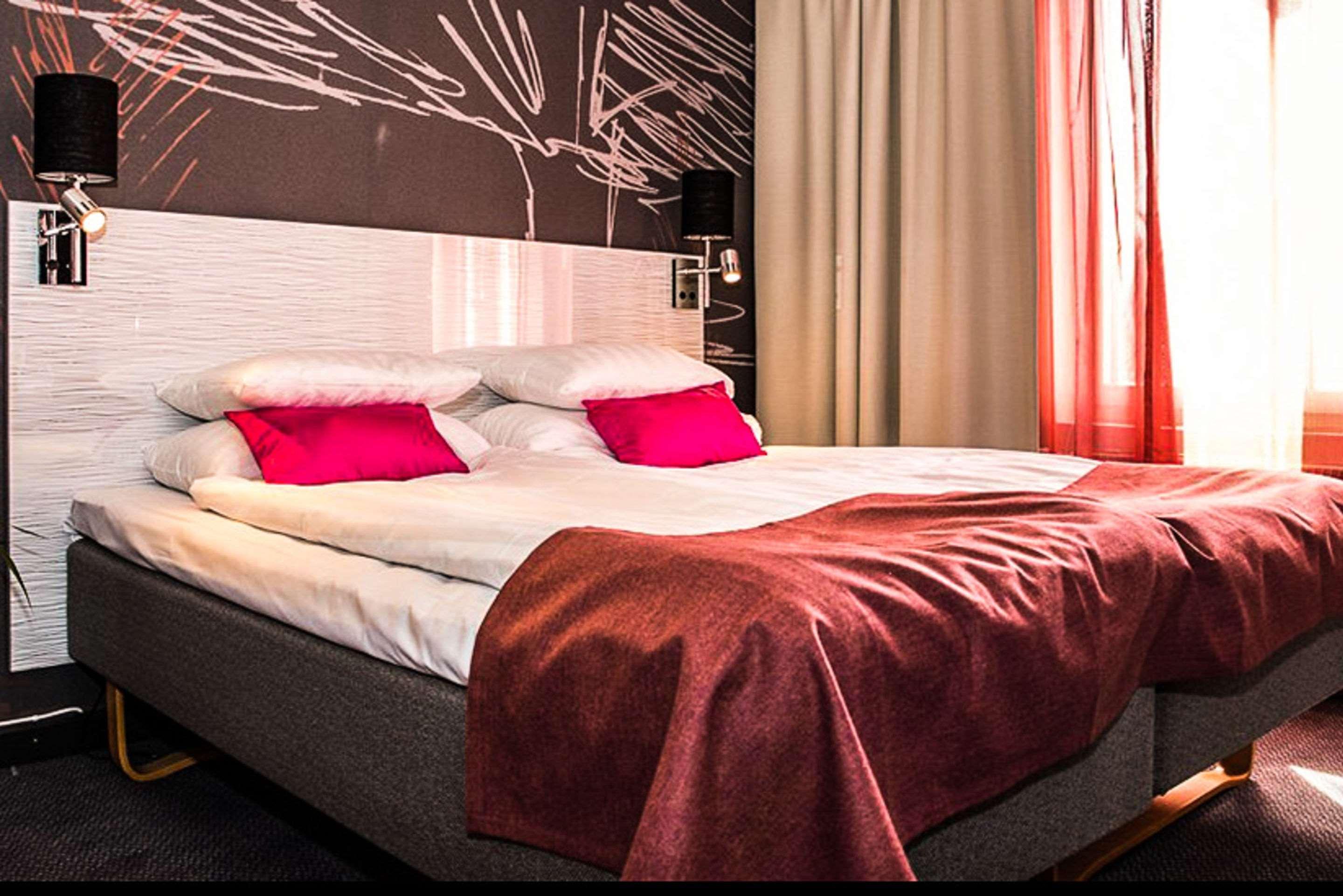 Quality Hotel Park Soedertaelje City Eksteriør billede