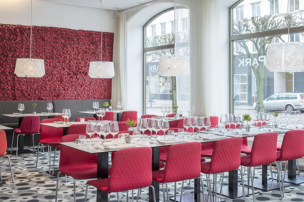 Quality Hotel Park Soedertaelje City Eksteriør billede