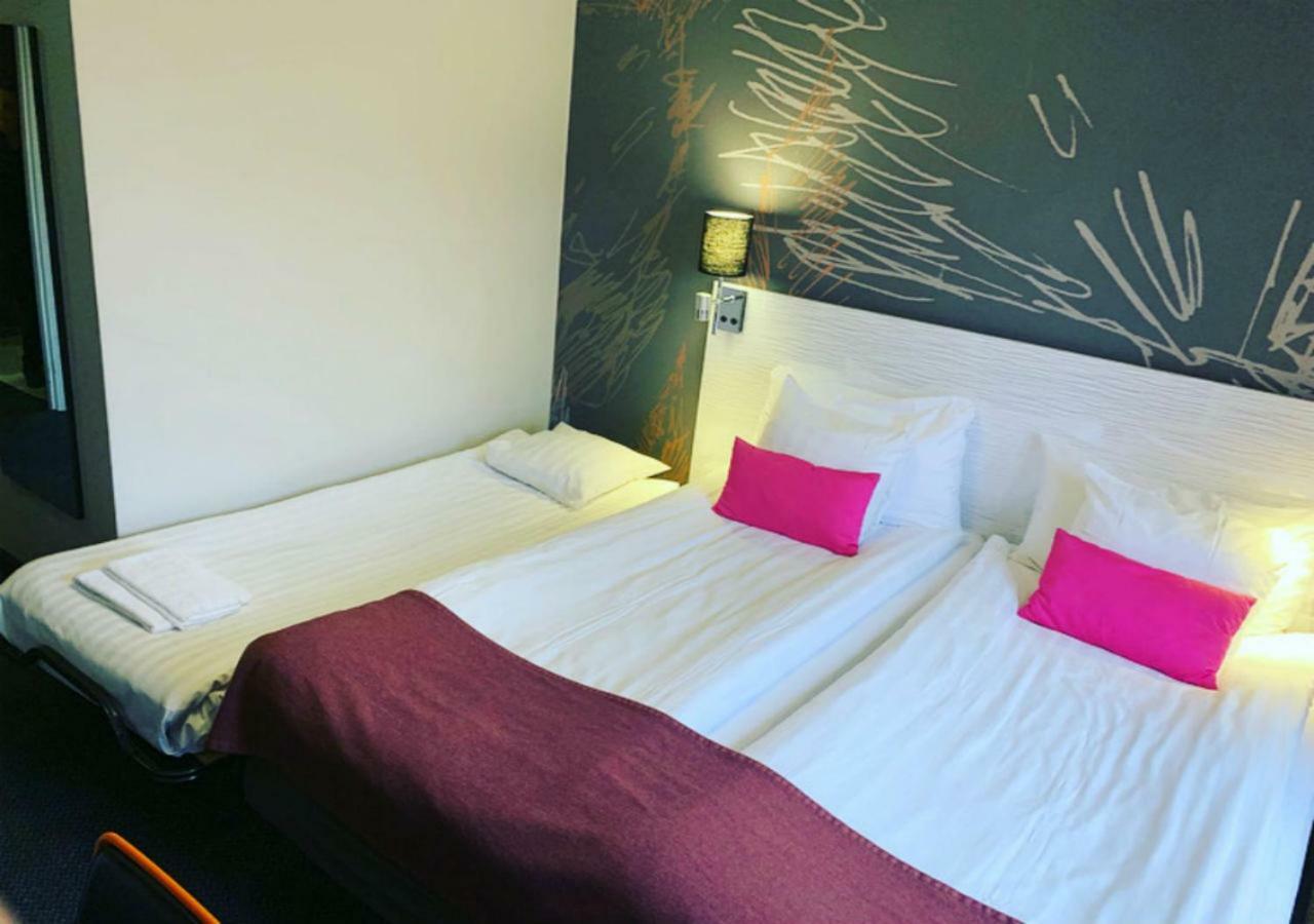 Quality Hotel Park Soedertaelje City Eksteriør billede